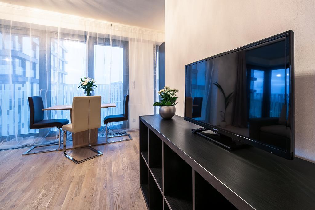 Apartment New Garden Towers Prag